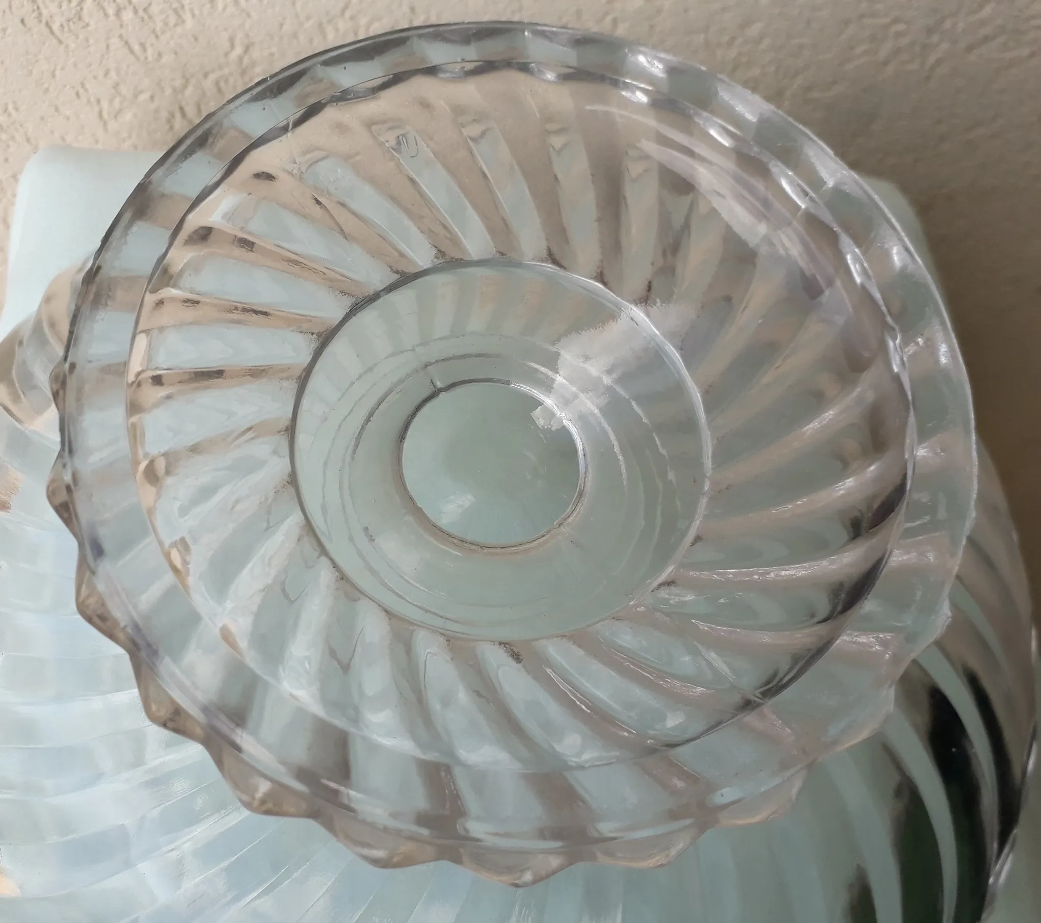Glass compote Portieux