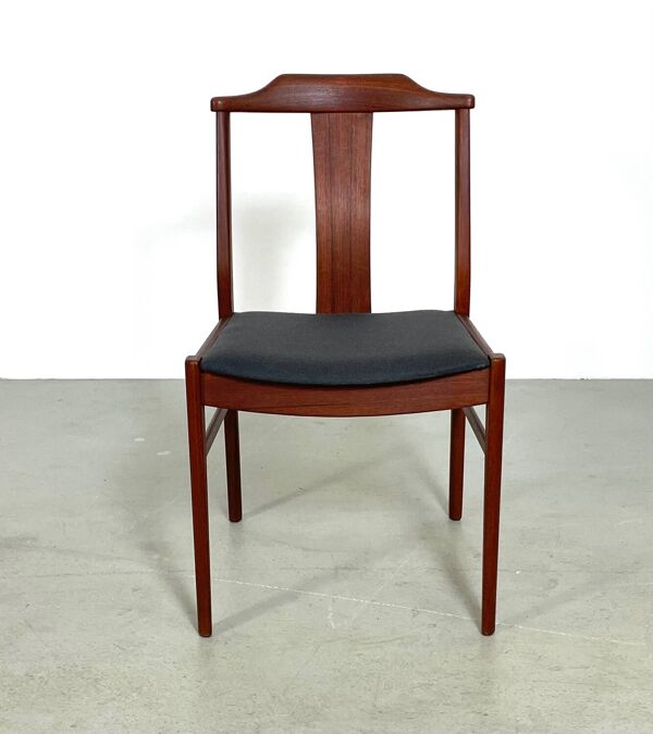 Chaises scandinaves en teck Yngve Ekström années 60 MidCentury