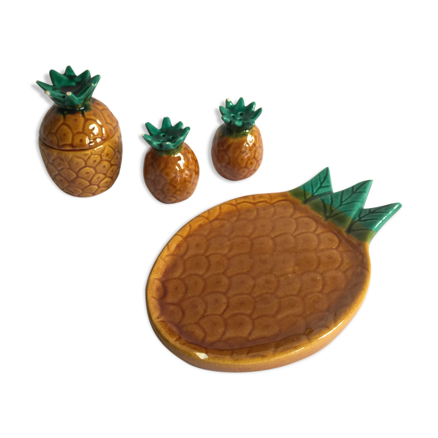 Dishes Vallauris pineapple
