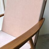 Armchair boomerang ton