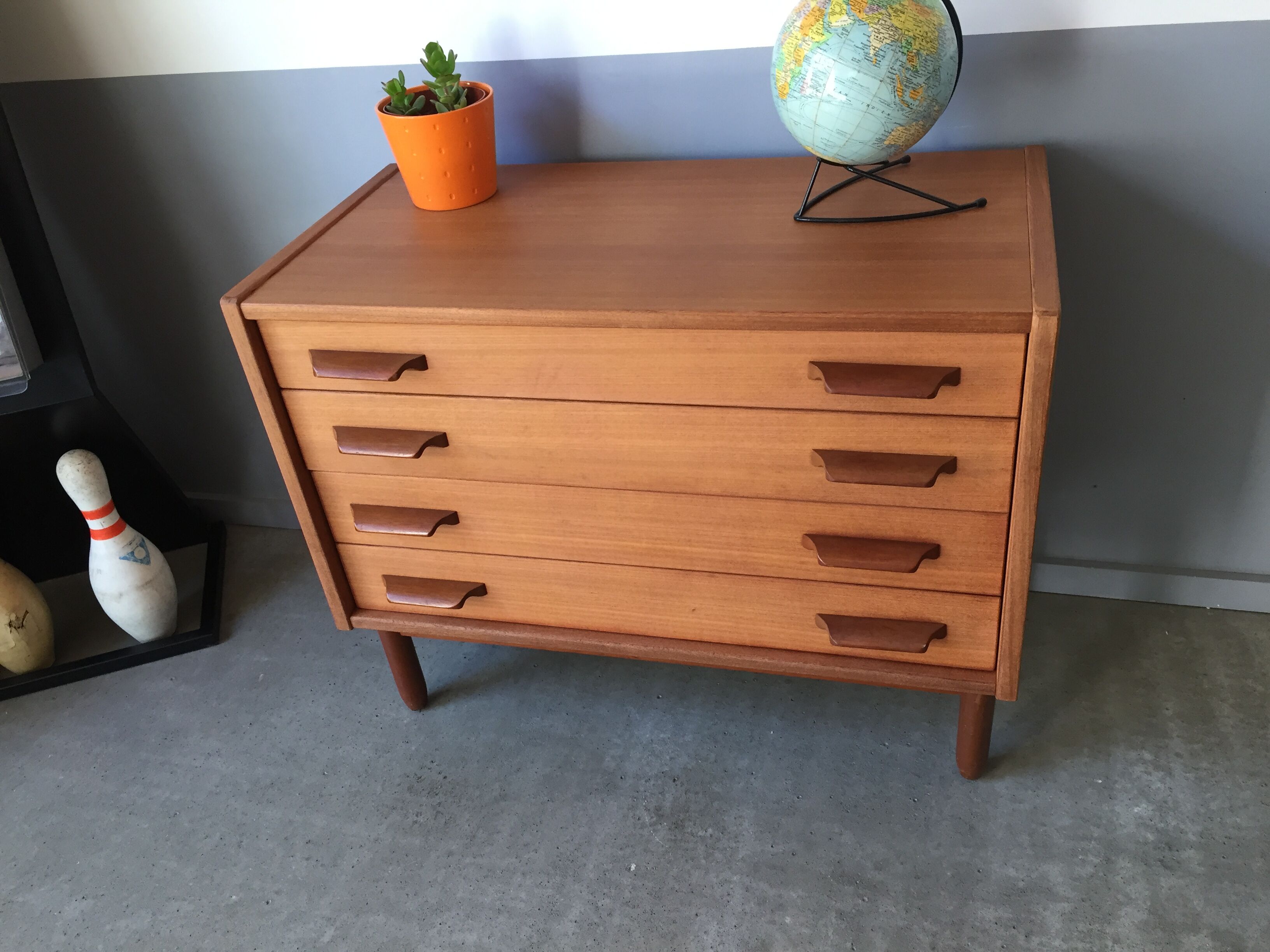 Teak dresser