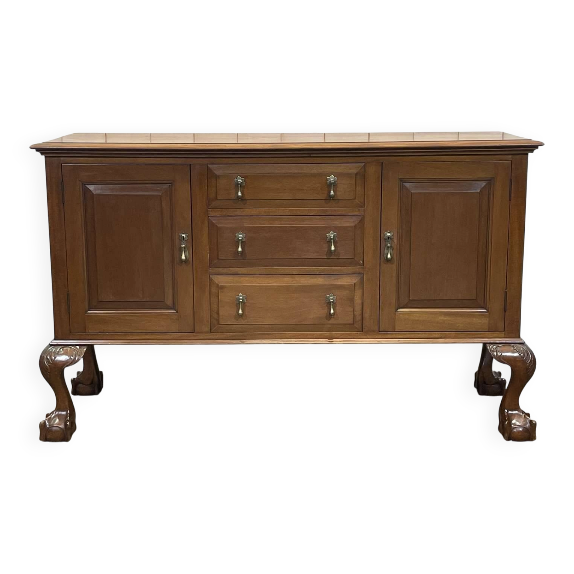 English enfilade from the early 20th century in mahogany.