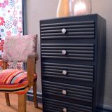 Black darkness chiffonier