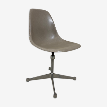 Eames chair fiberglass grey herman miller