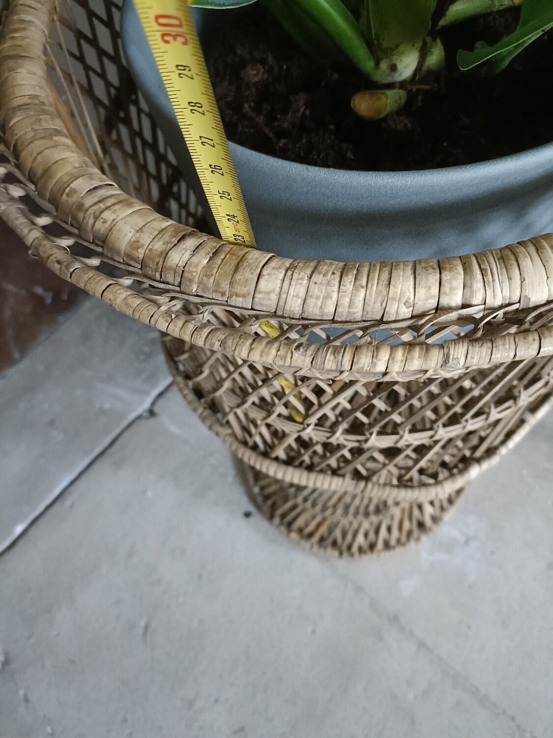 Plant holder, rattan pot cover