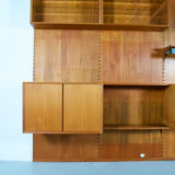 Modular wall system with panels Cado Poul Cadovius teak years 1959