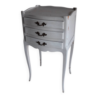 Antique bedside table in light grey patina – 3 drawers