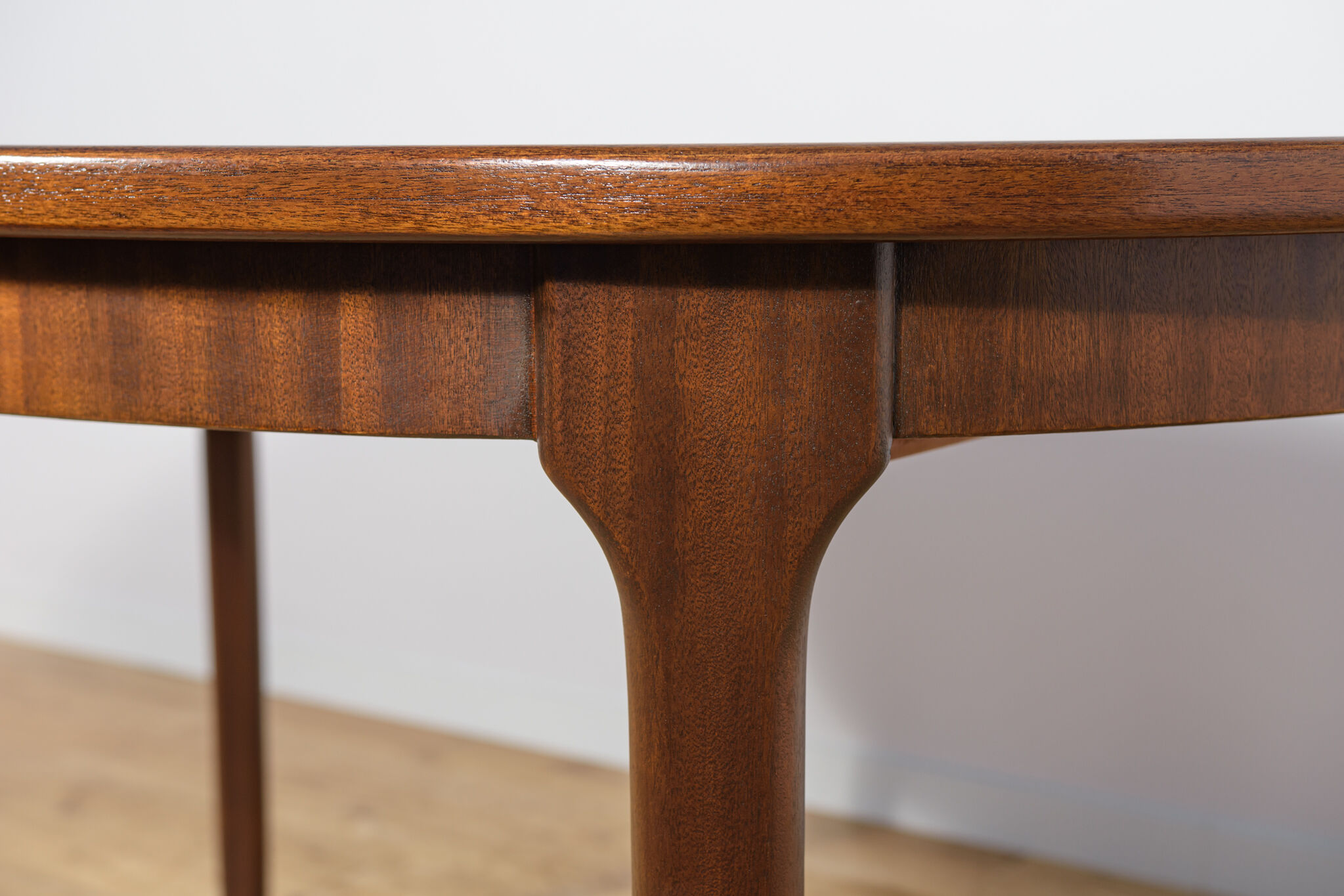 Mid-century teak oval extendable dining table from McIntosh, United Kingdom, 1960s