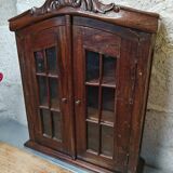 Wall-mounted glass cabinet in solid wood