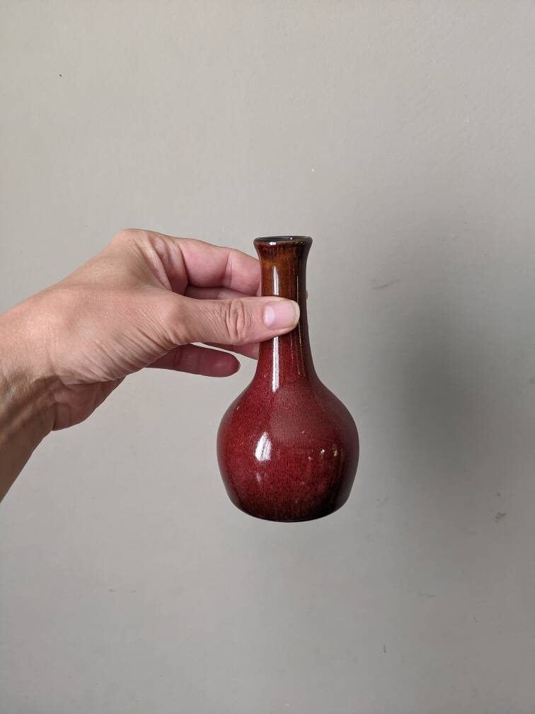 Small ceramic soliflore vase, alternative decoration, Japanese design