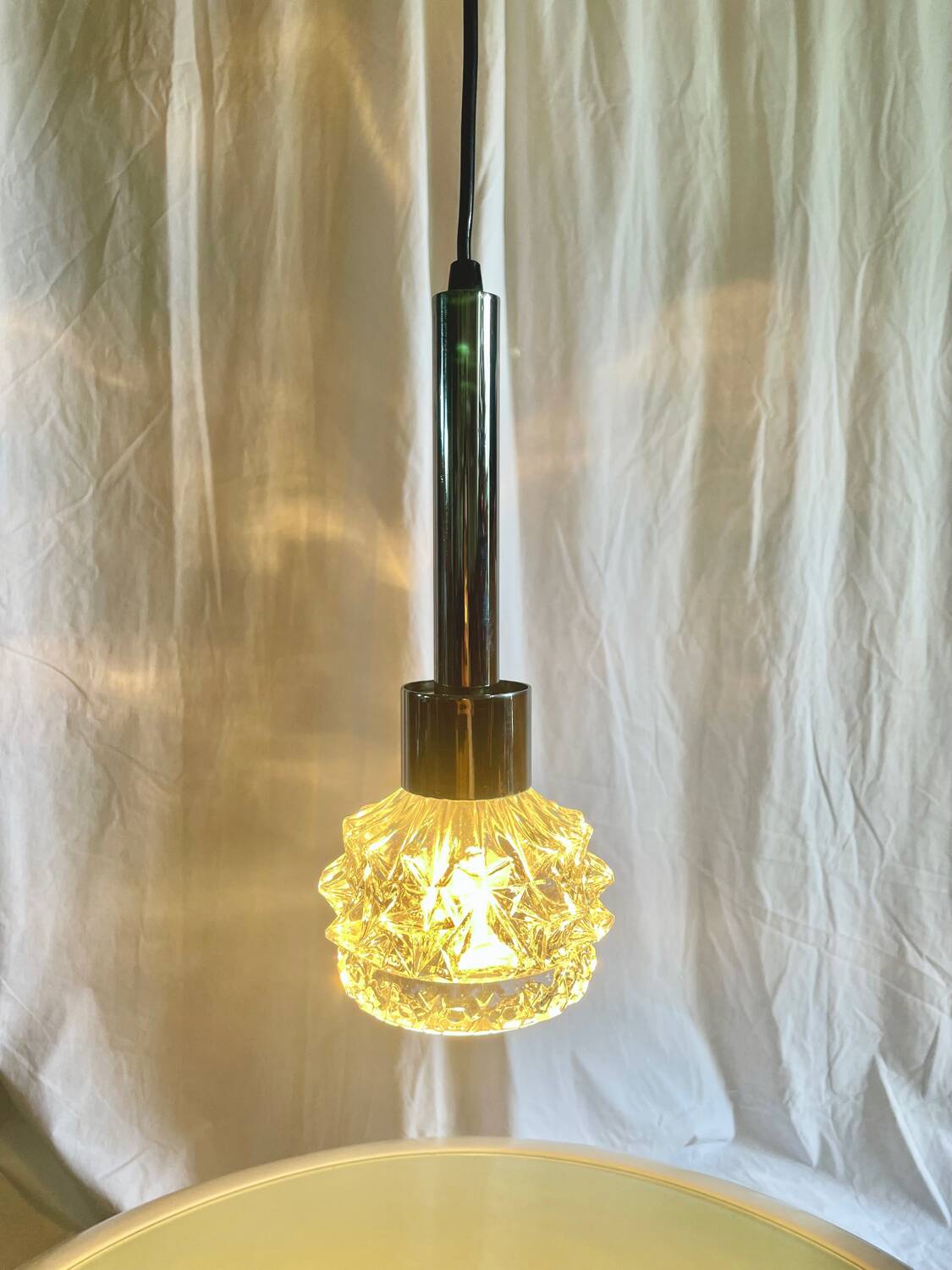 Suspension verre et chrome 70’s