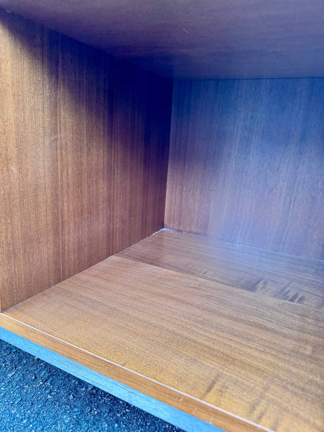 Vintage 70s design low cabinet