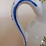 Angoulême earthenware pitcher "Le Renoleau" Moustiers decor