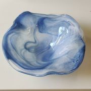 Large organic floral empty pocket. In glass/crystal