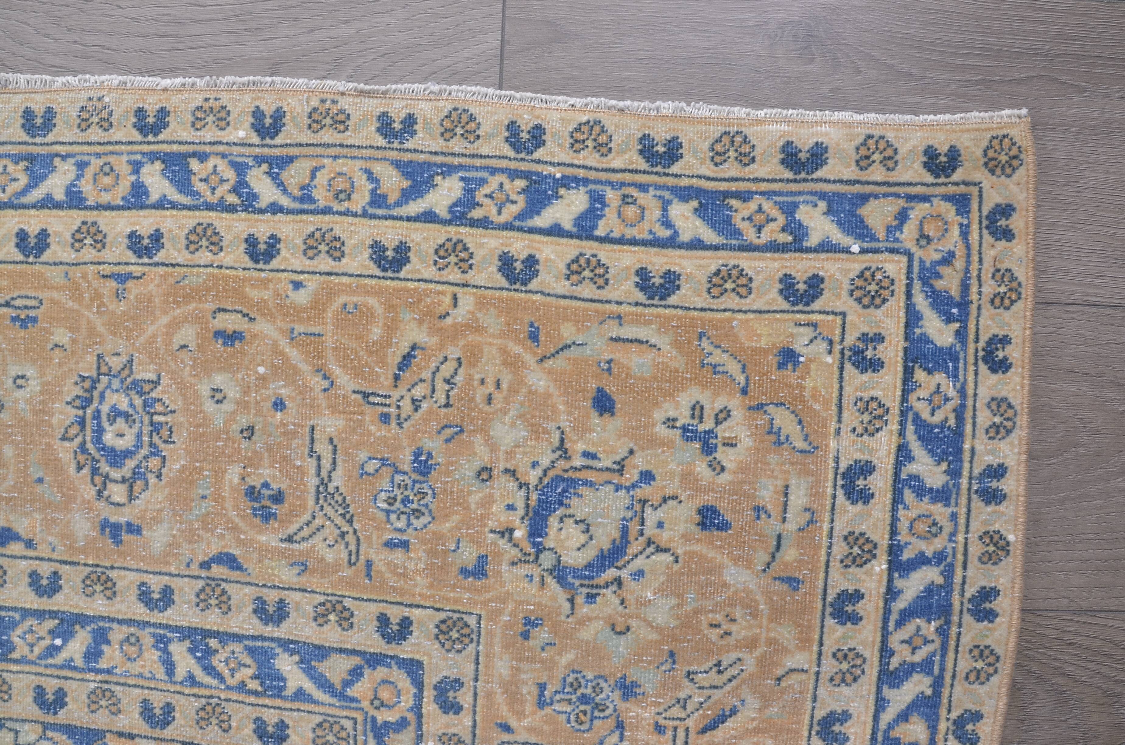 Perrian Vintage Vintage Wool Rug