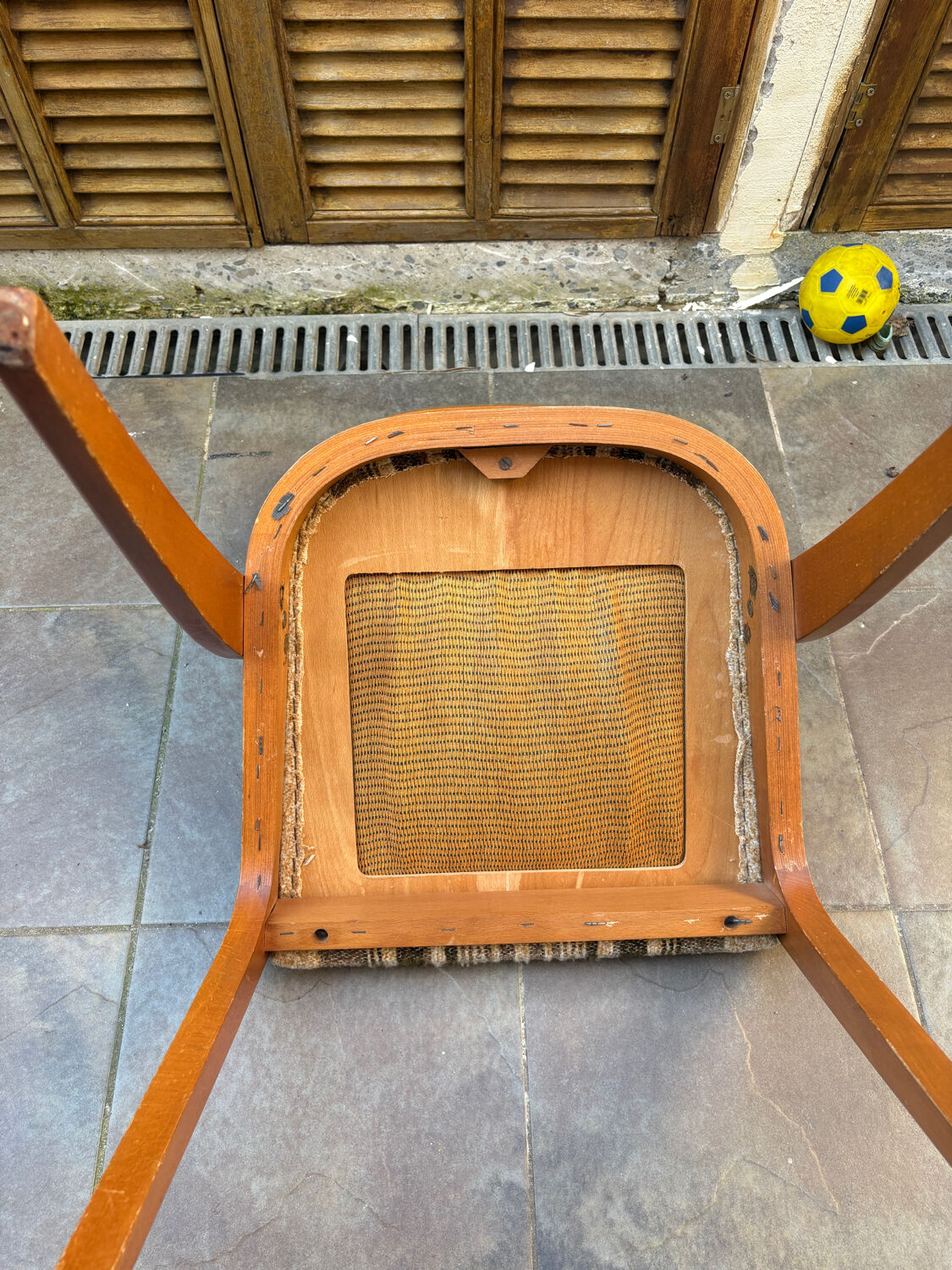 Baumann gondola chairs