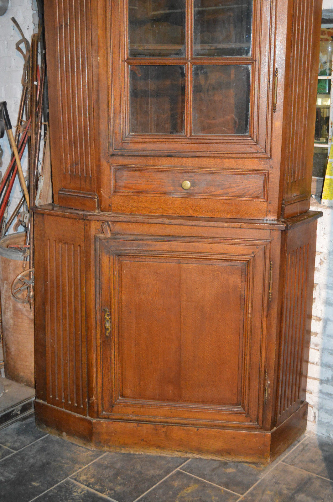 Corner unit / two-body sideboard in oak
