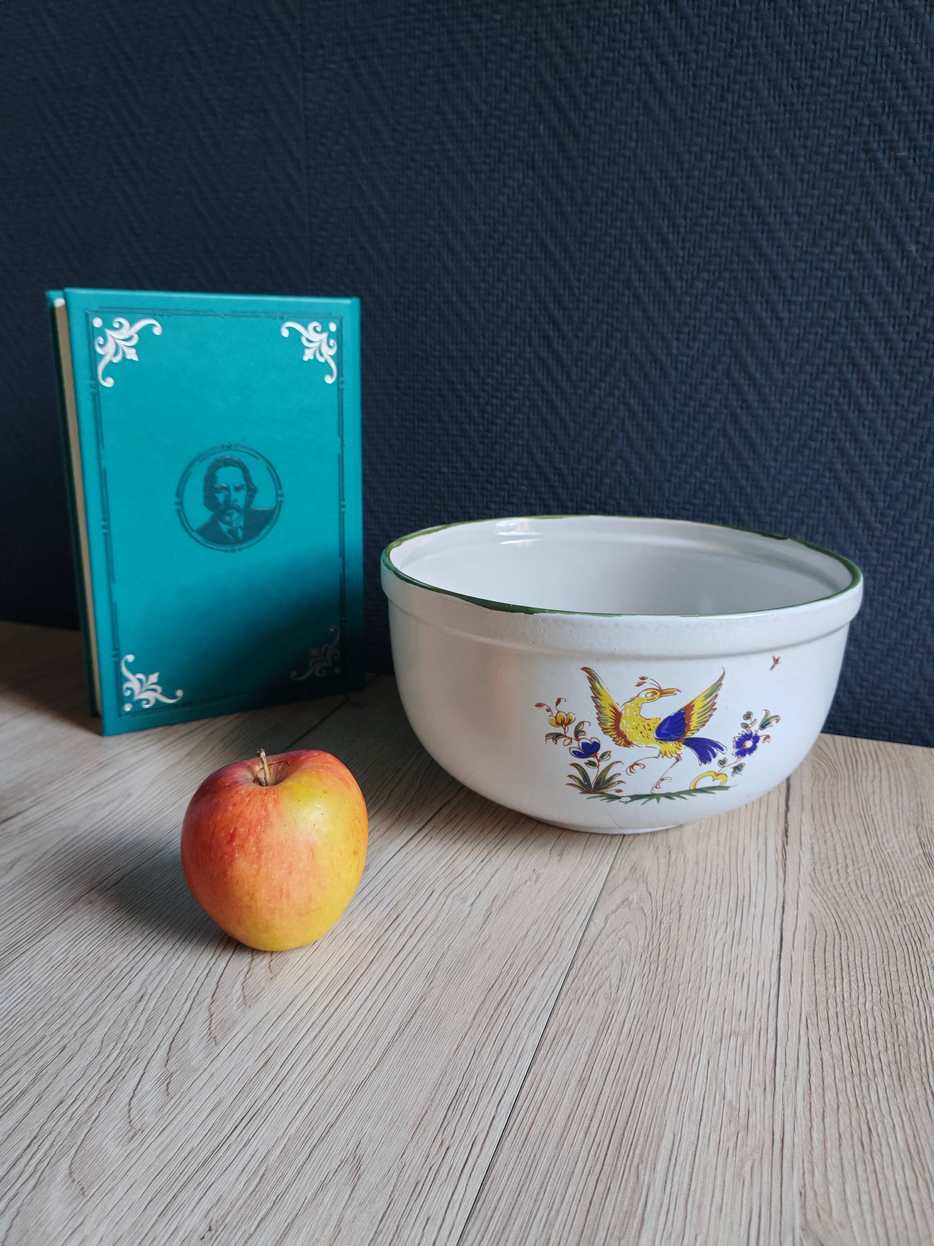 Saladier vintage faïence blanche oiseau exotique style Moustiers