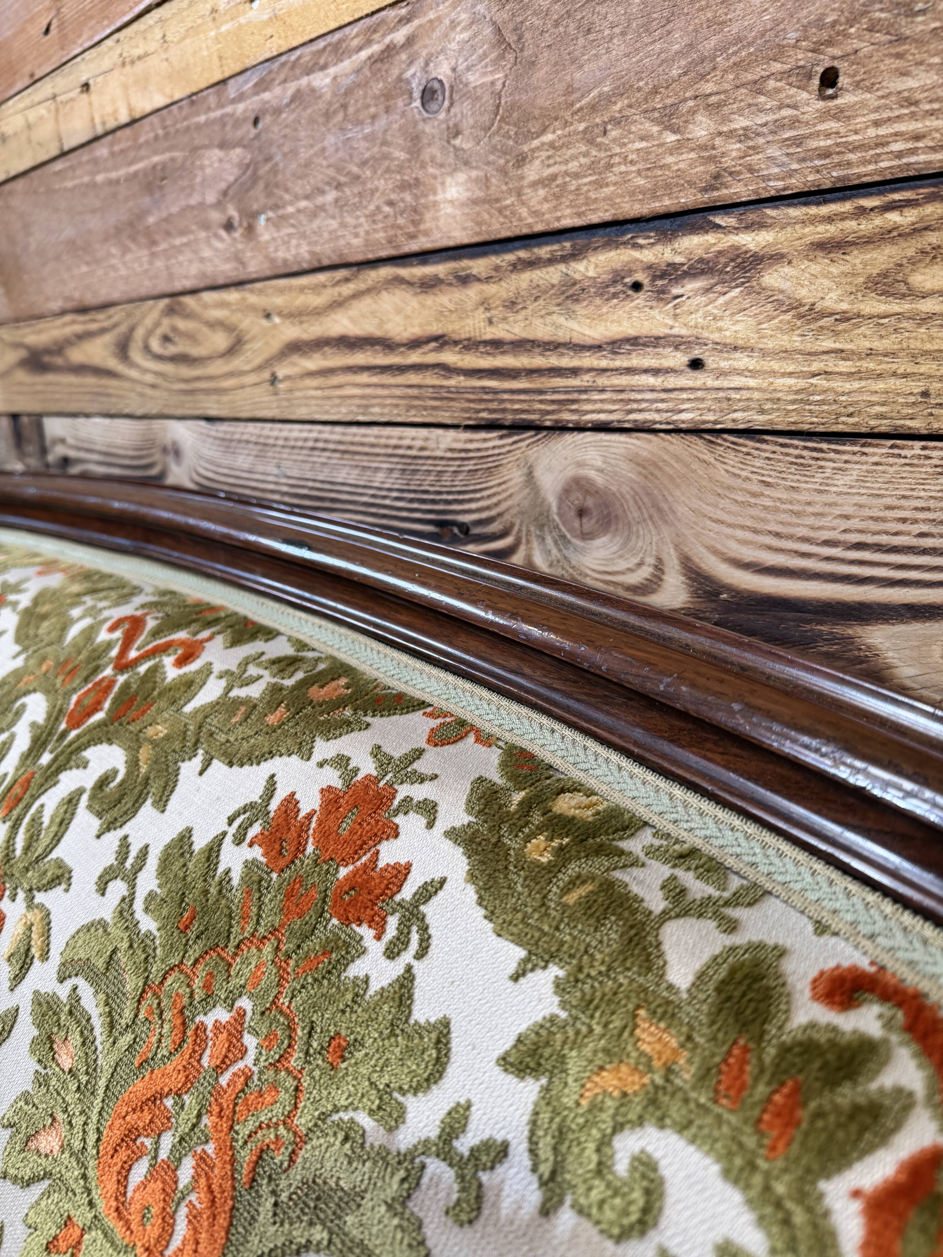Louis-Philippe style bench from the 19th century, made of solid mahogany.