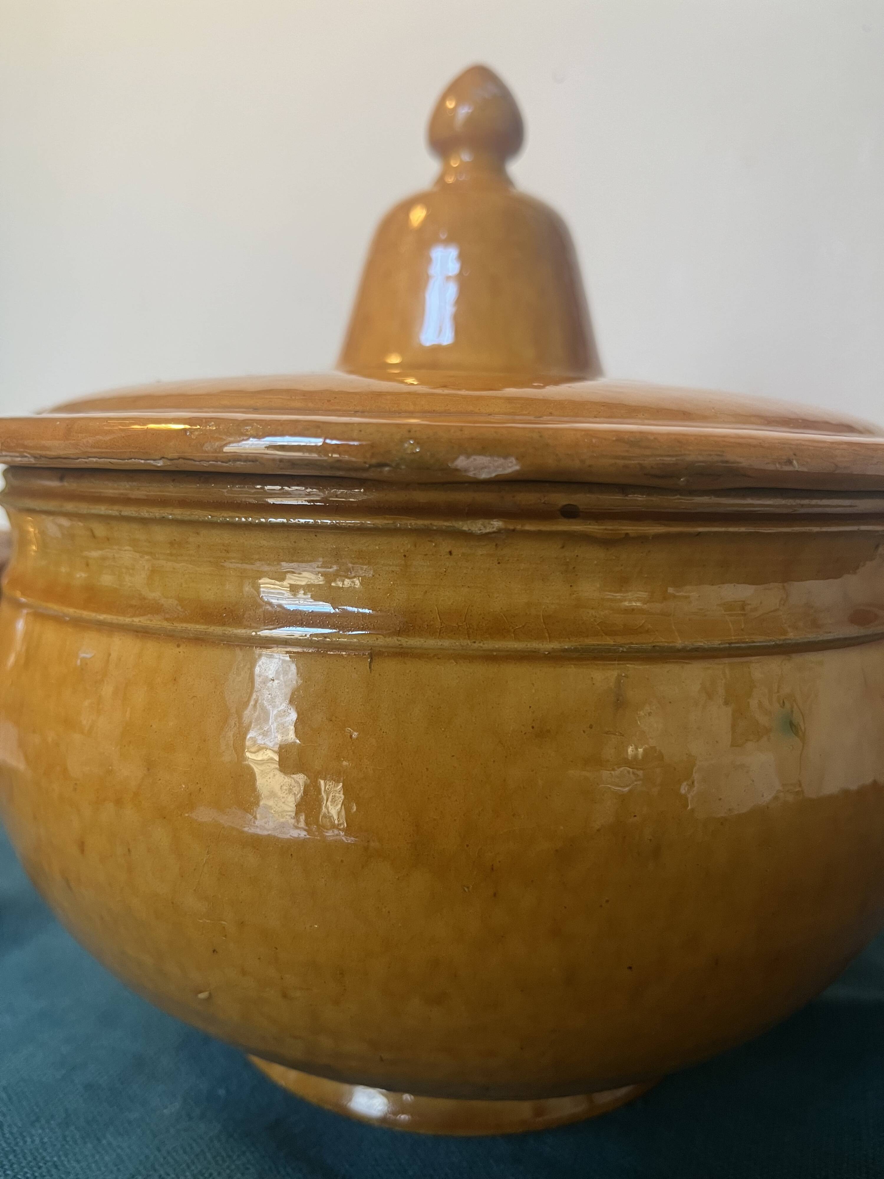 Soupière ancienne Biot Augé Larribé