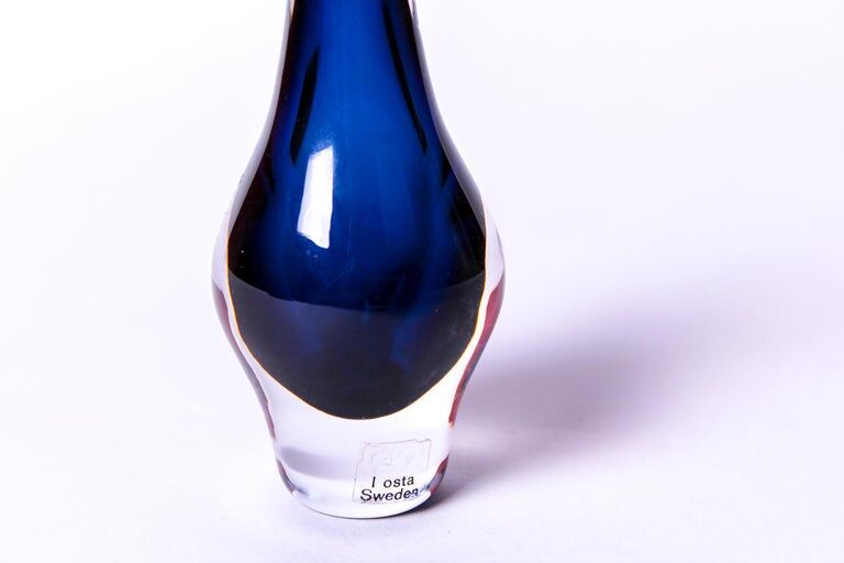 Miniature glass vase by Mona Morales-Schildt for Kosta 1950s