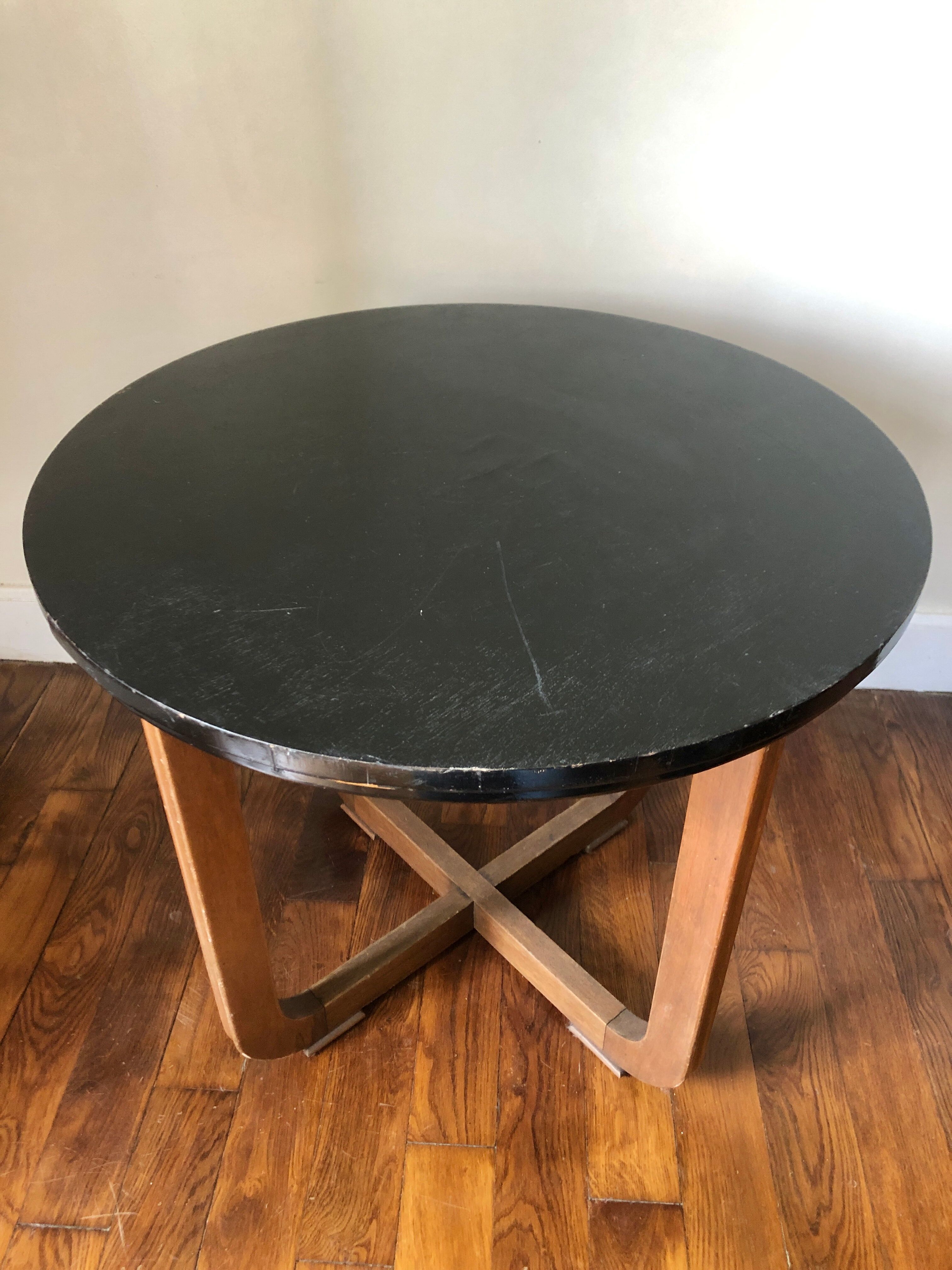 Round side table or Art Deco pedestal table, 1930s