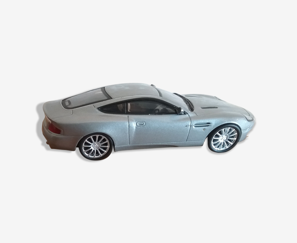 Aston Martin Vanquish