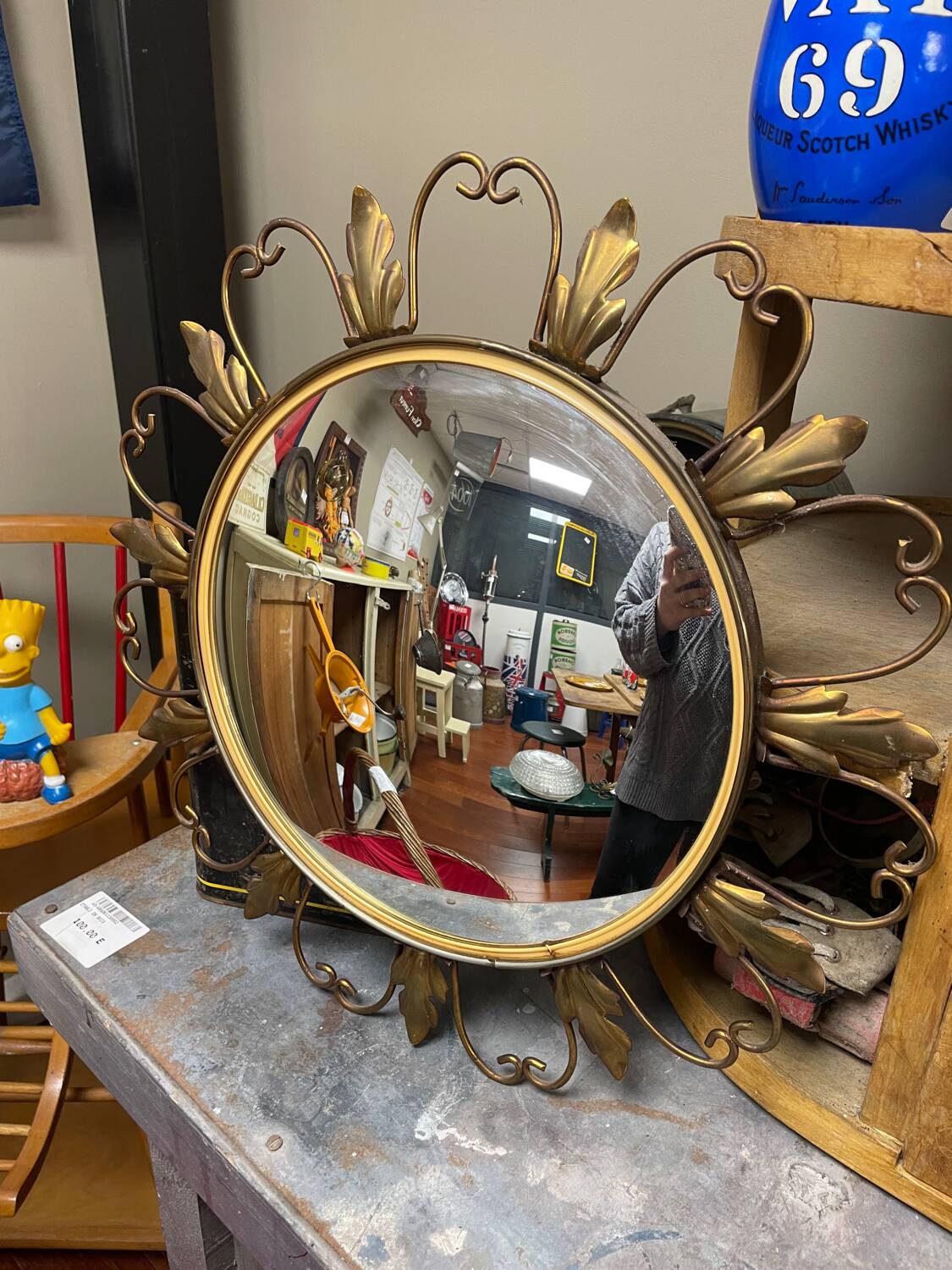 Convex mirror witch golden sun