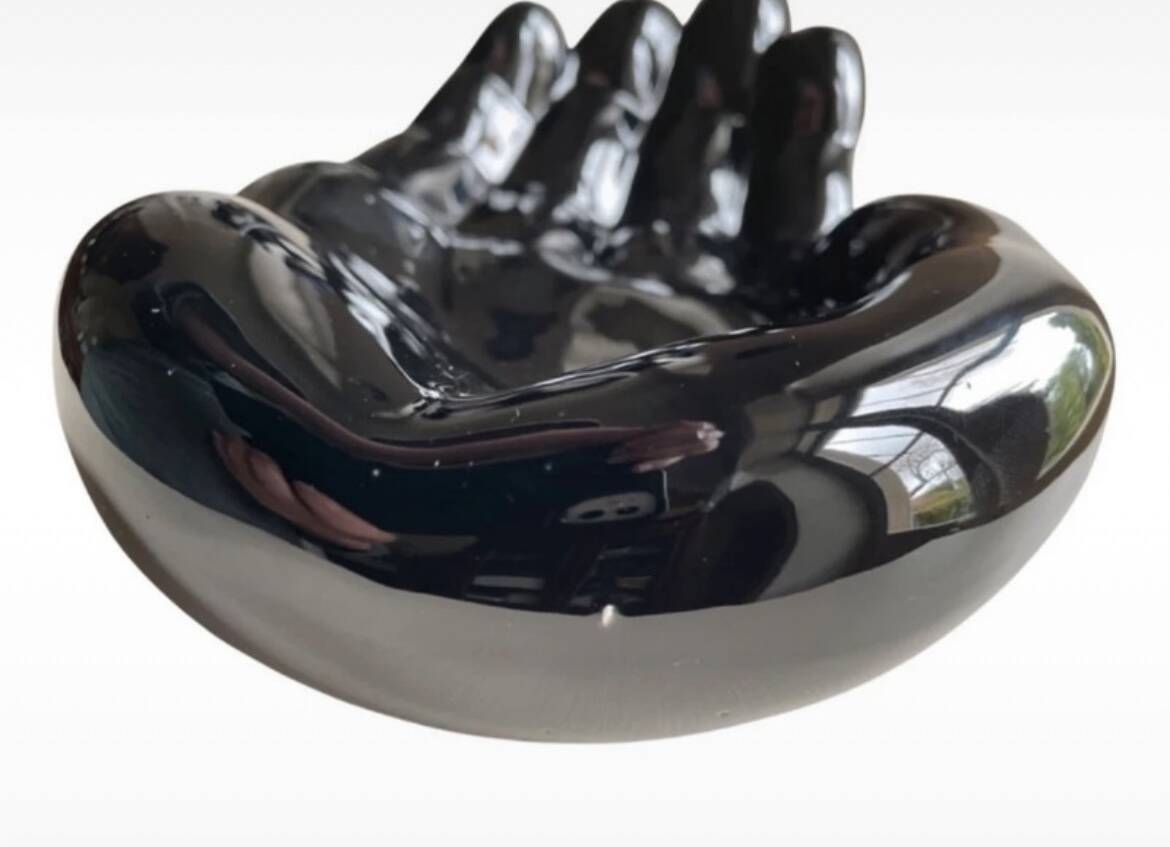 Black ceramic pocket tray