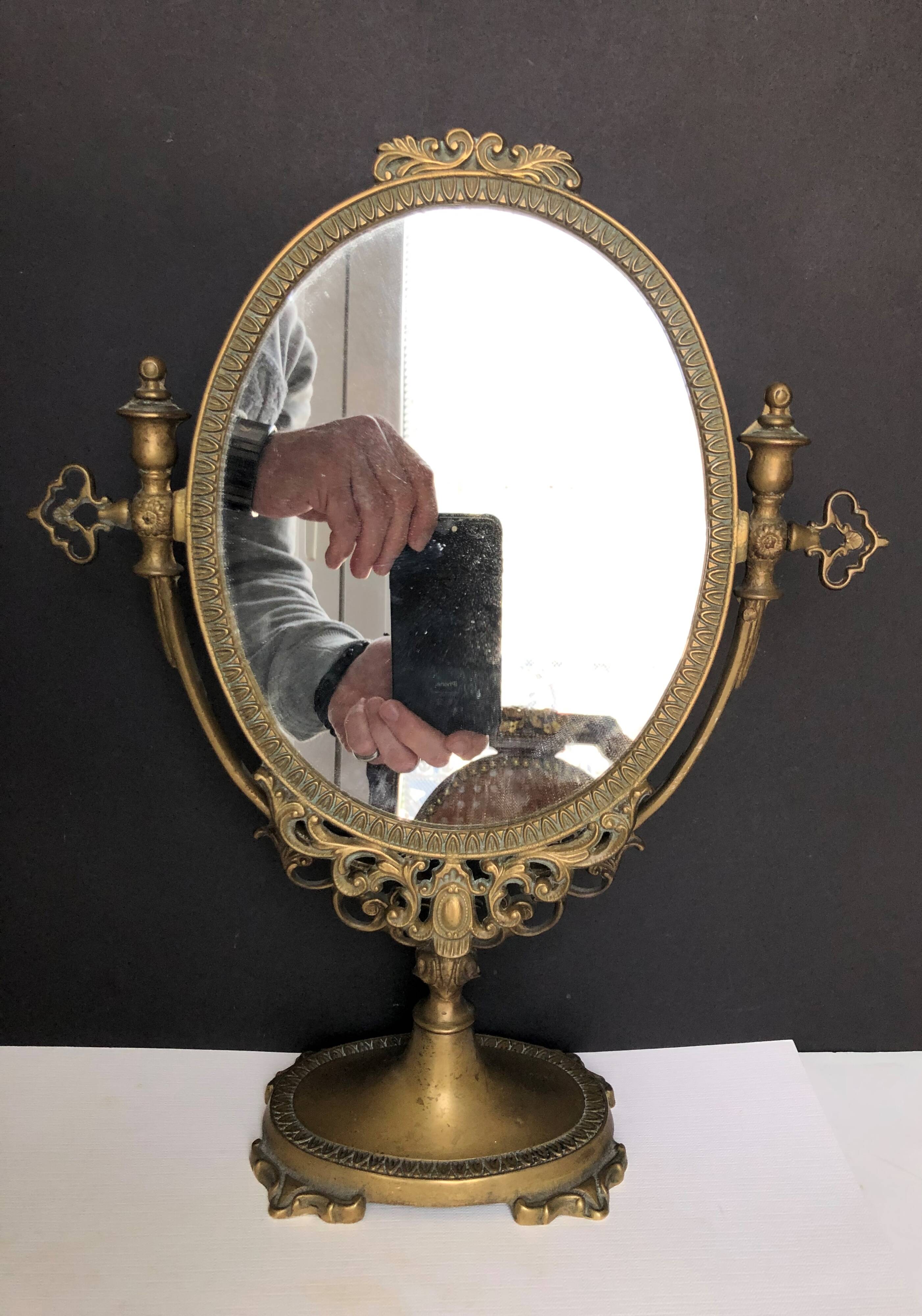 Gilded bronze table mirror
