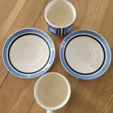 2 vintage cups and saucers