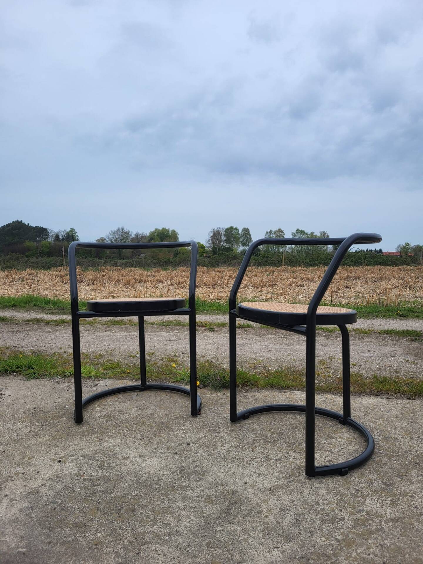 Set 2 tub chair Italian design black tubular metal frame - cane seat