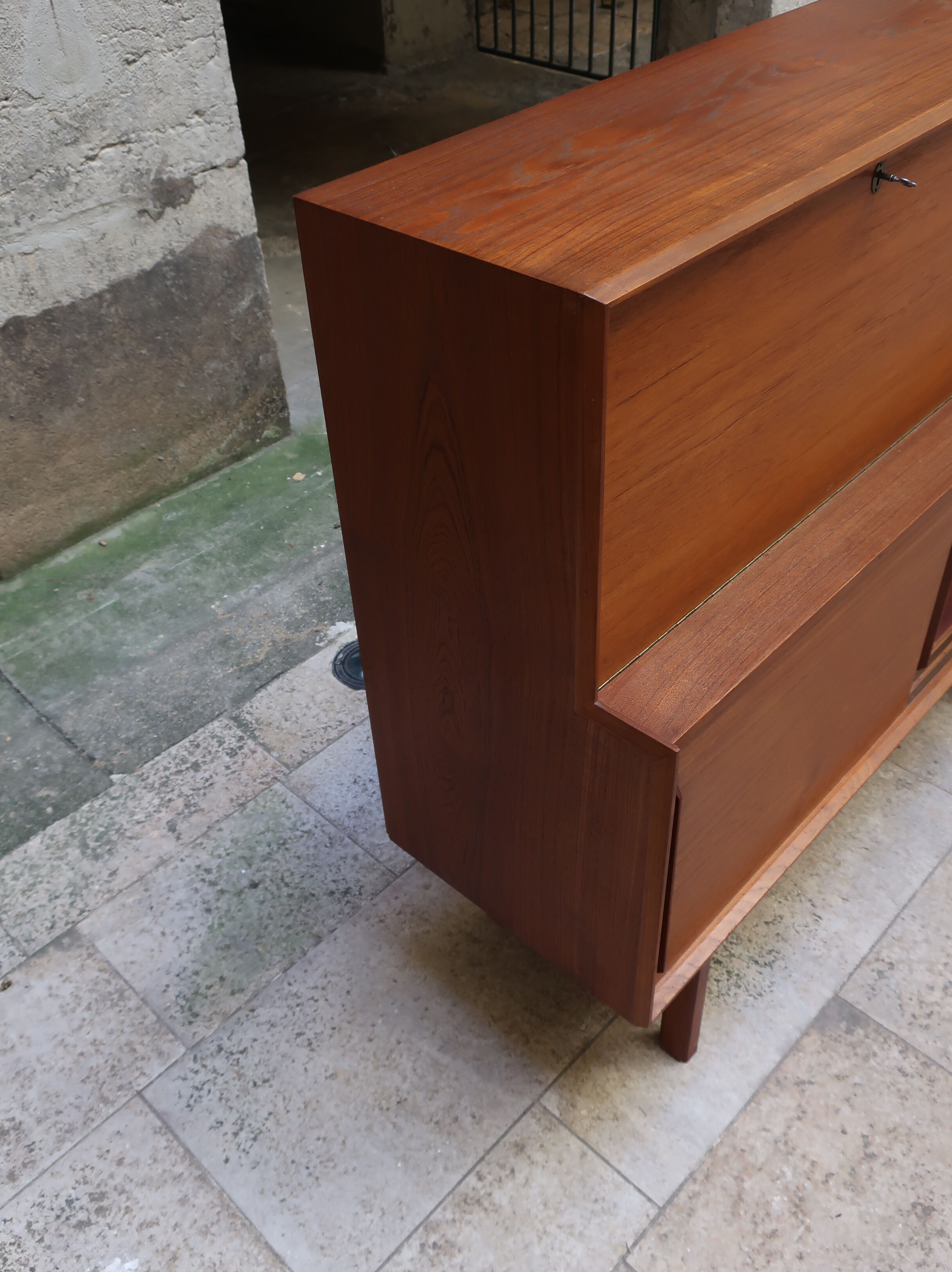 High sideboard of the 60s in teak