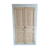 Armoire parisienne