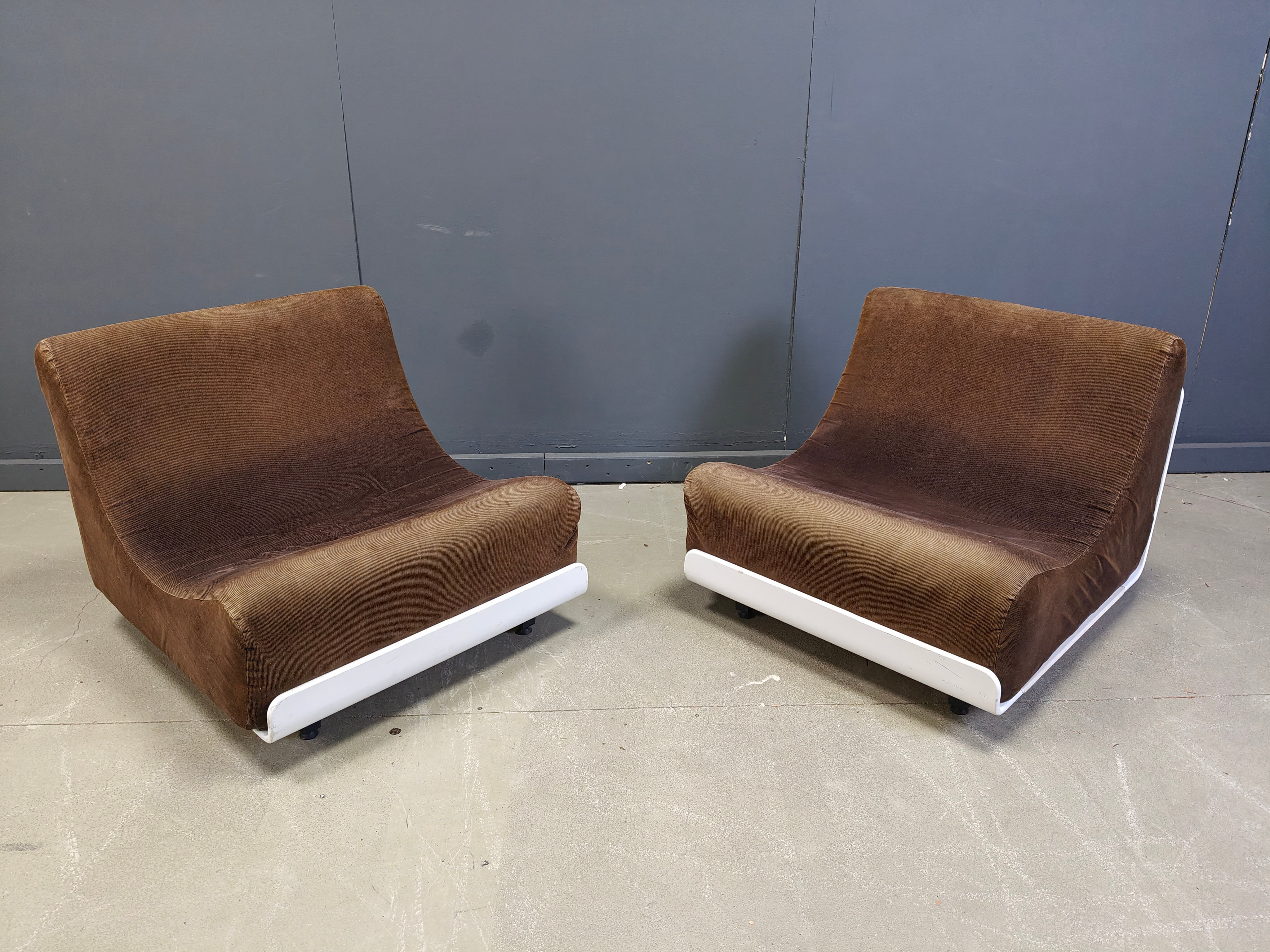 Space age Orbis lounge chairs by Luigi Colani for Cor, 1960s