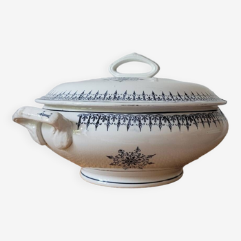Primax soup tureen from St Amand