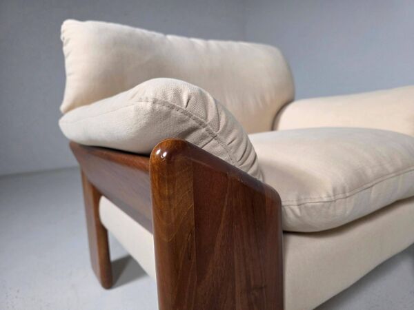Fauteuils en bois de noyer ''Sapporo'' du milieu du siècle par Mario Marenco pour Mobil Girgi, 1970