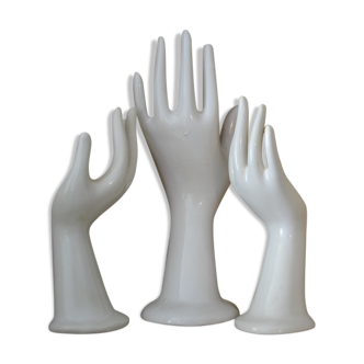 Set of 3 hands white soliflore