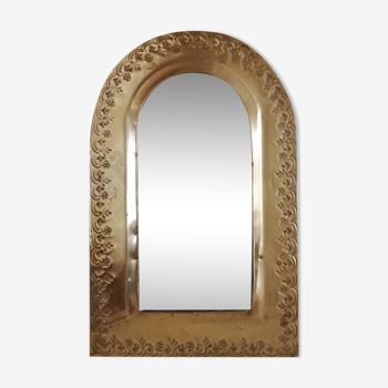 Miroir en laiton repoussé 27x17cl