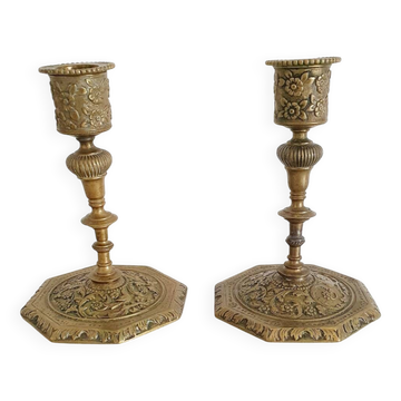 Paire de bougeoirs en bronze doré signés Alfred Daubrée, Napoléon III