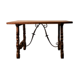 Table espagnole en noyer massif, XVIIeme