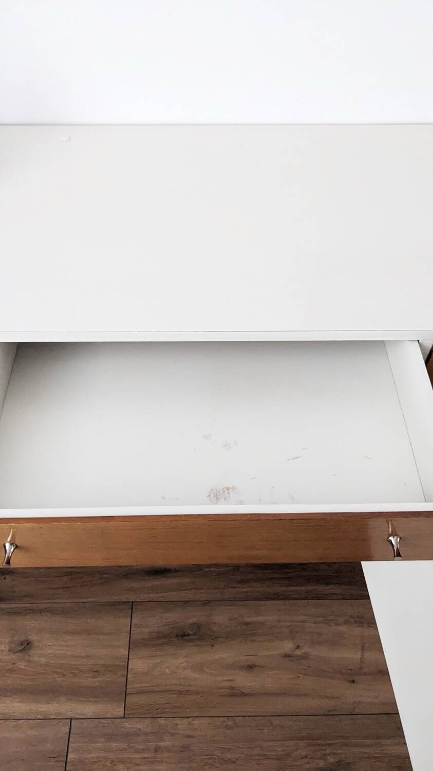 Vintage sideboard with 3 doors and 3 drawers