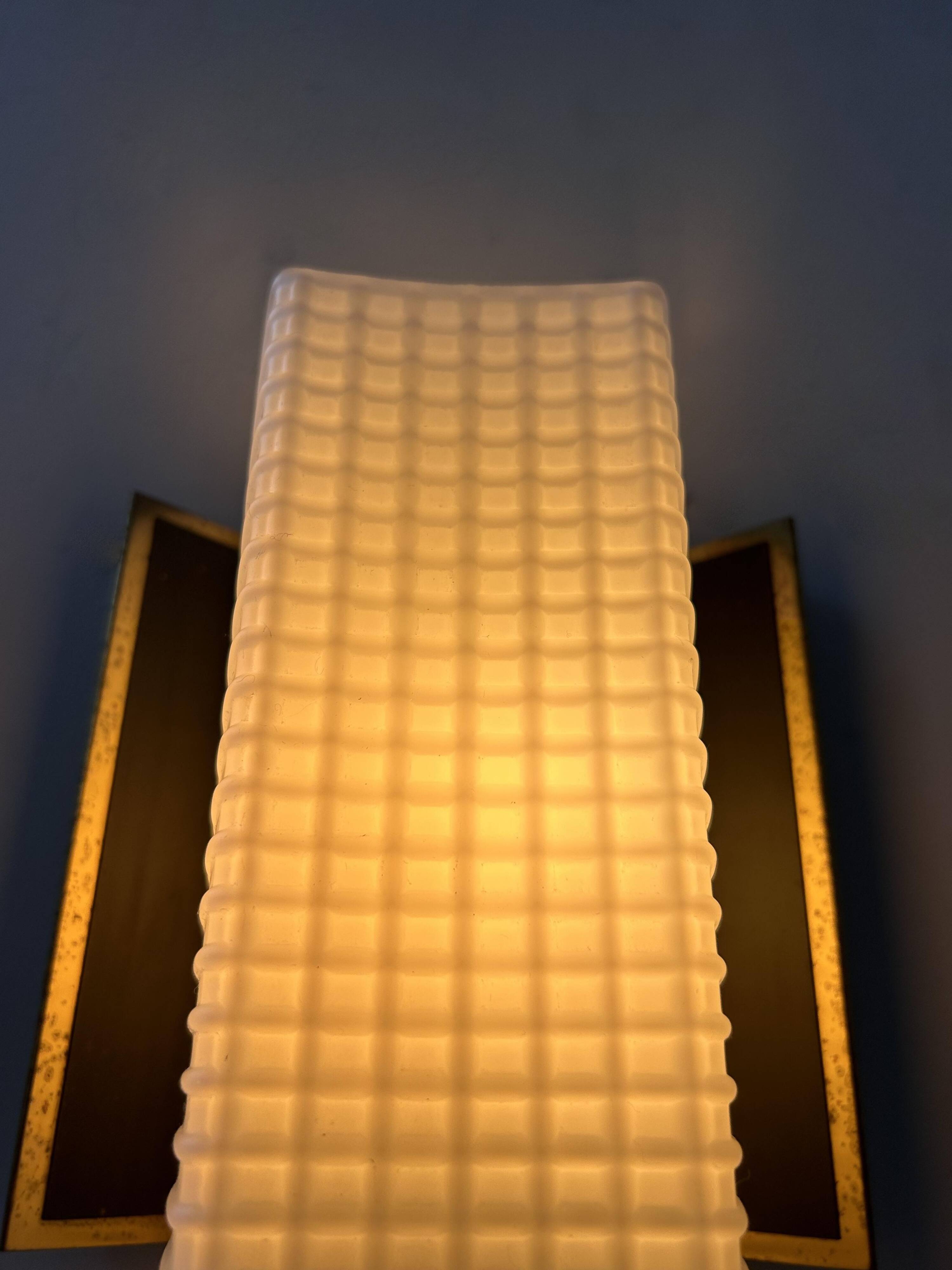 Vintage wall lamp, opaline and brass, France 1950