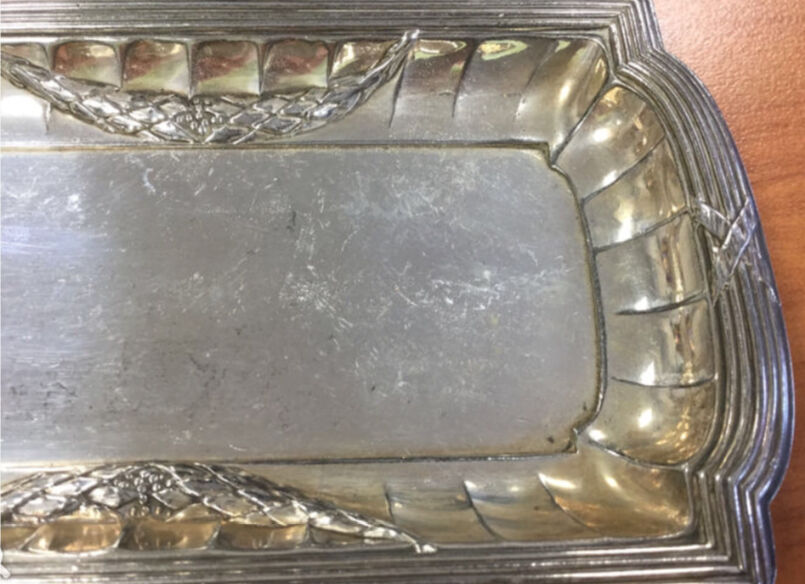 Plat à cake signé Gallia