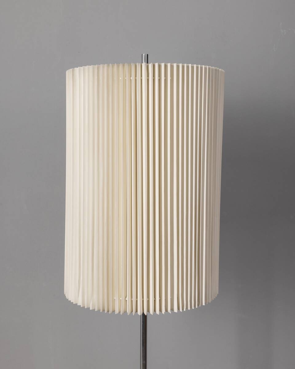 Vintage 1960s floor lamp in metal and pleated shade Italian design