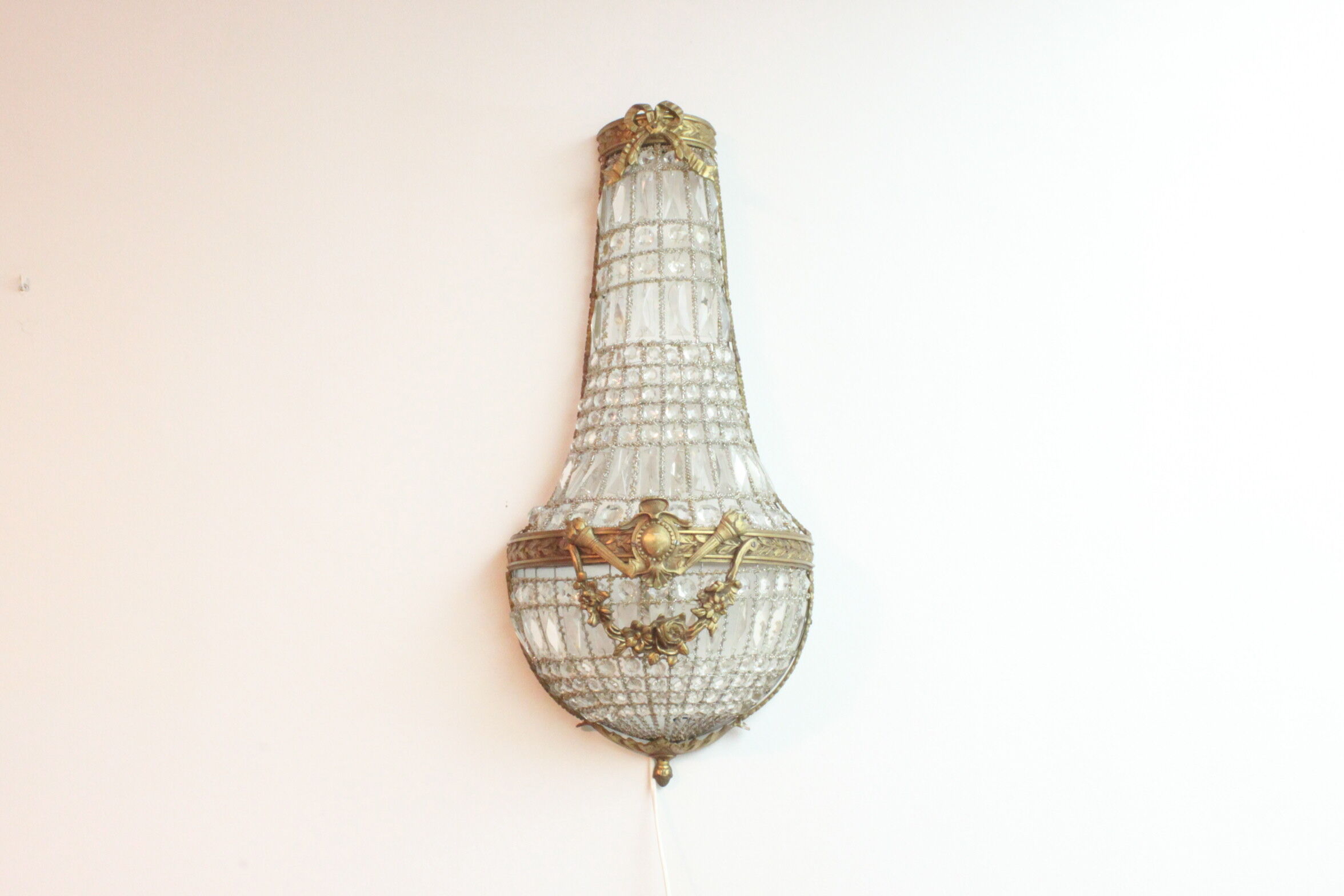 Sac a perles montgolfière wall sconces, 1940