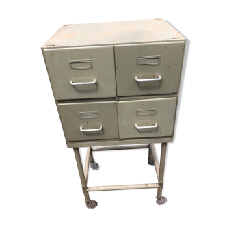 4 metal drawers