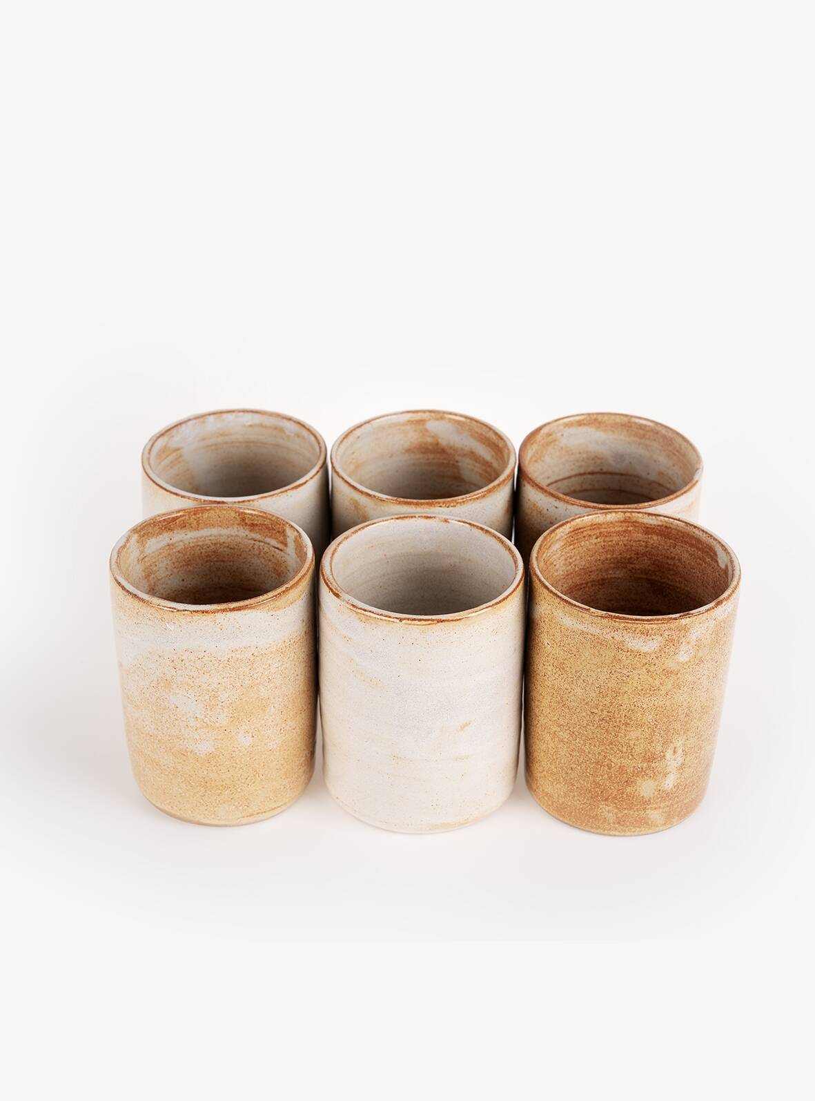 6 Handcrafted stoneware cups. Very good state