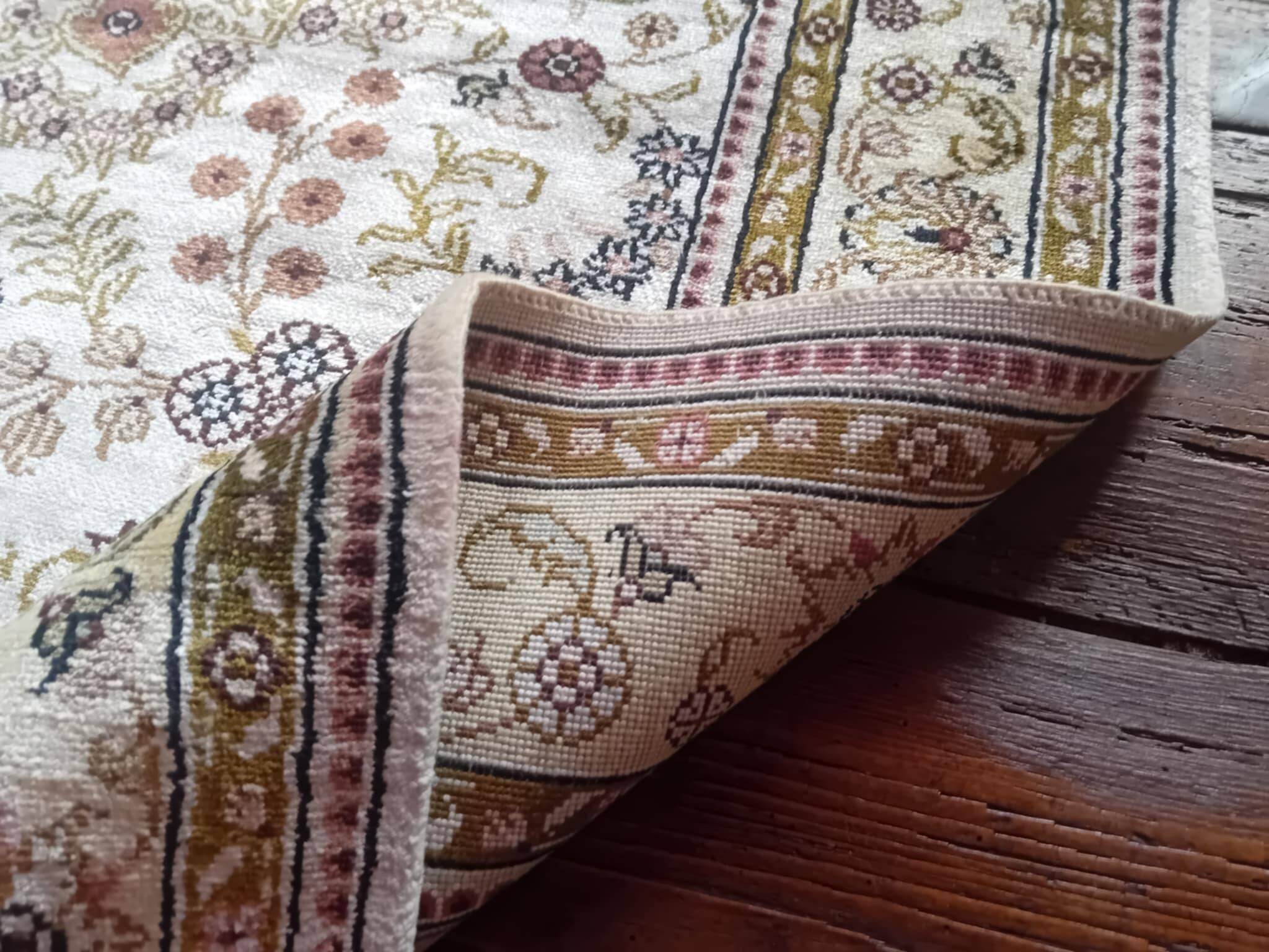 Handmade silk cashmere rug 151x92cm