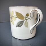 2 Wegdwoog porcelain cups